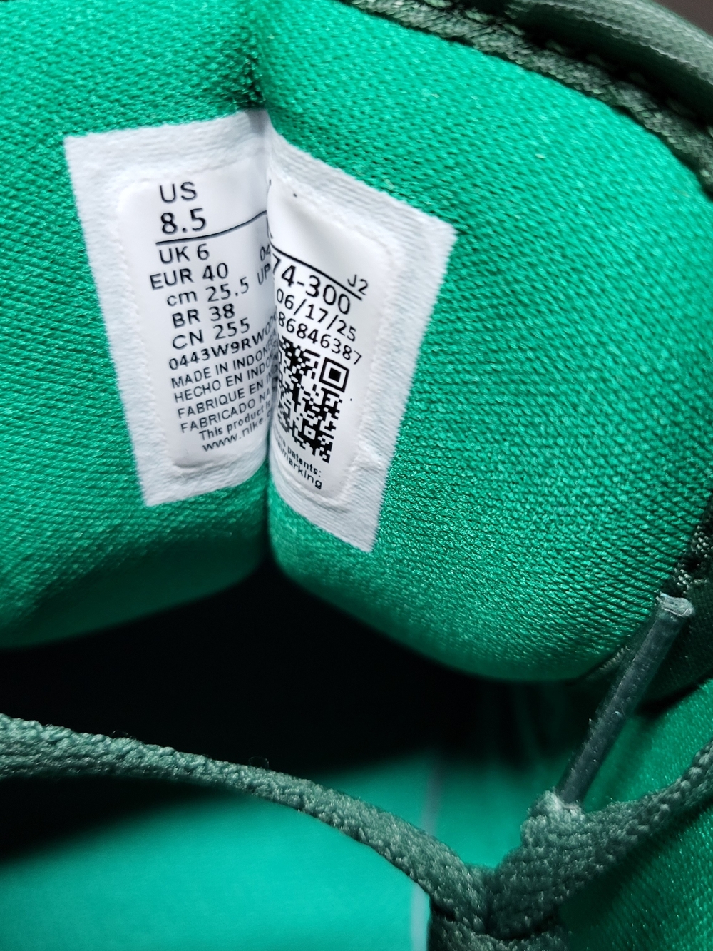 *NEW* Nike Air Jordan 1 Low Malachite Pink Blast DC0774-300 Women's Size 8.5 - Picture 11 of 11